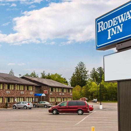 Rodeway Inn Muskegon Heights Экстерьер фото