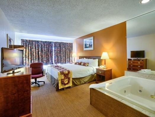 Rodeway Inn Muskegon Heights Экстерьер фото